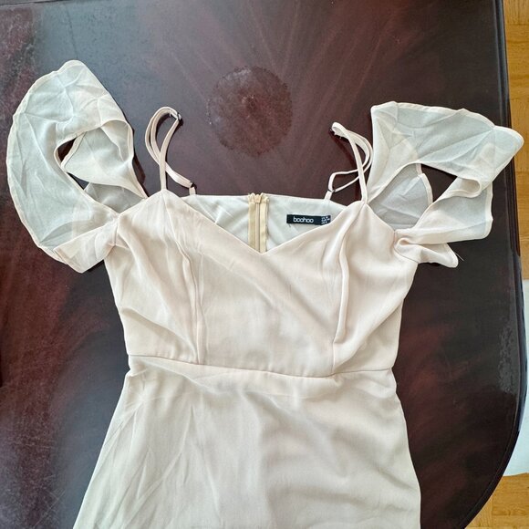 Boohoo Cold Shoulder Maxi Dress - US 8, M/L - Picture 3 of 8